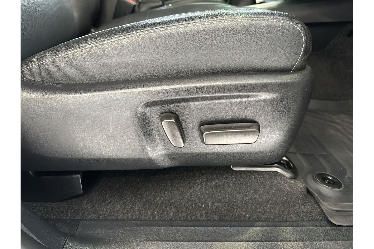 2021 Toyota Hilux SR5 GUN126R 4X4