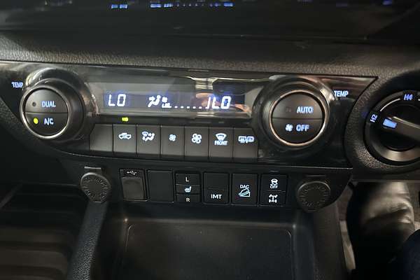 2021 Toyota Hilux SR5 GUN126R 4X4