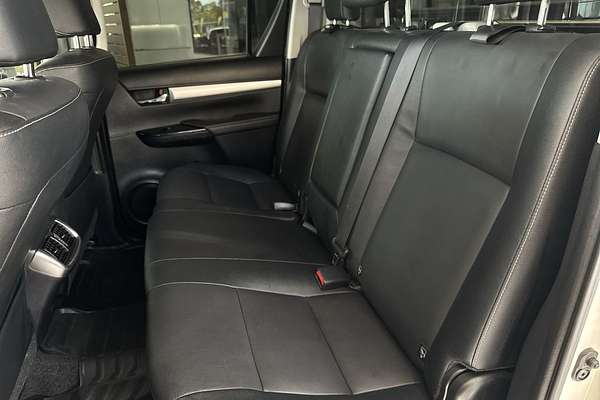 2021 Toyota Hilux SR5 GUN126R 4X4