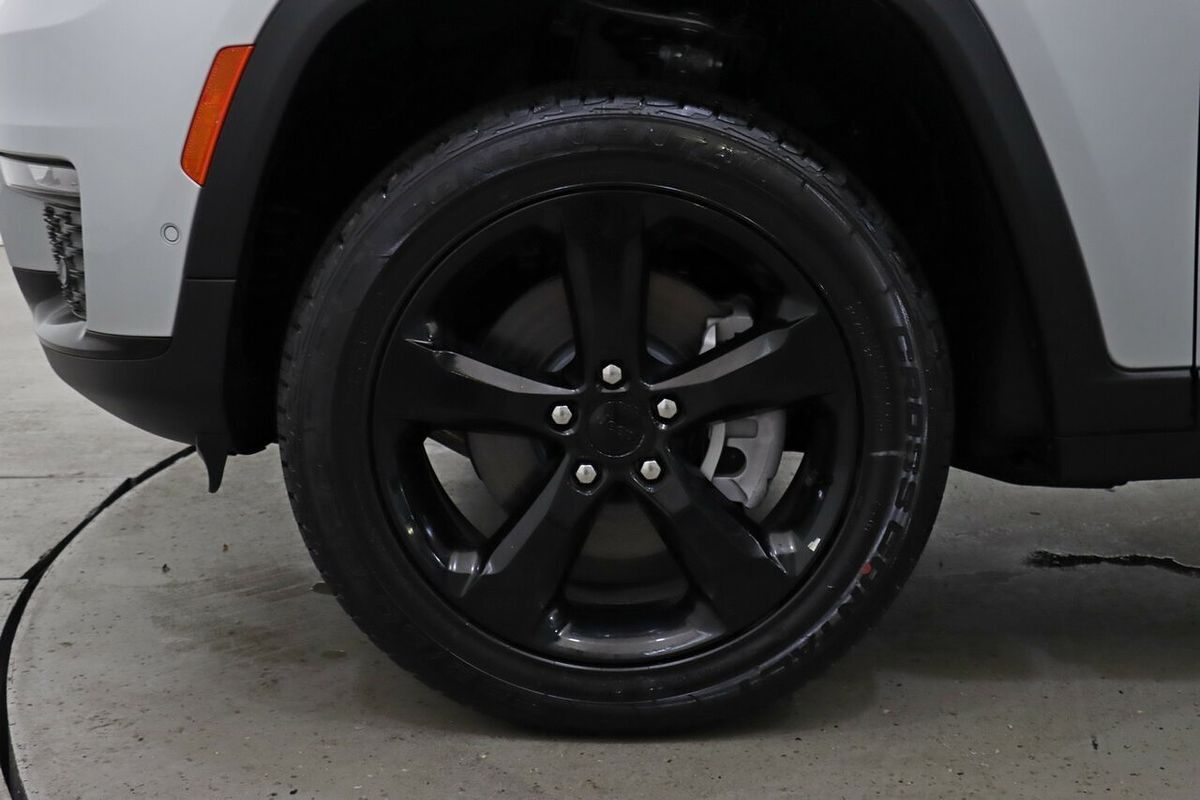 2023 Jeep Grand Cherokee Night Eagle WL