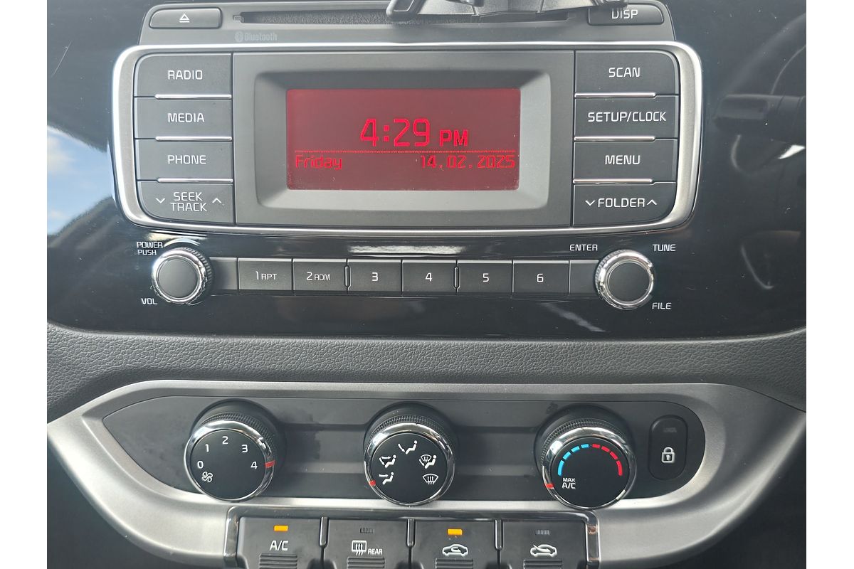 2015 Kia Rio S UB