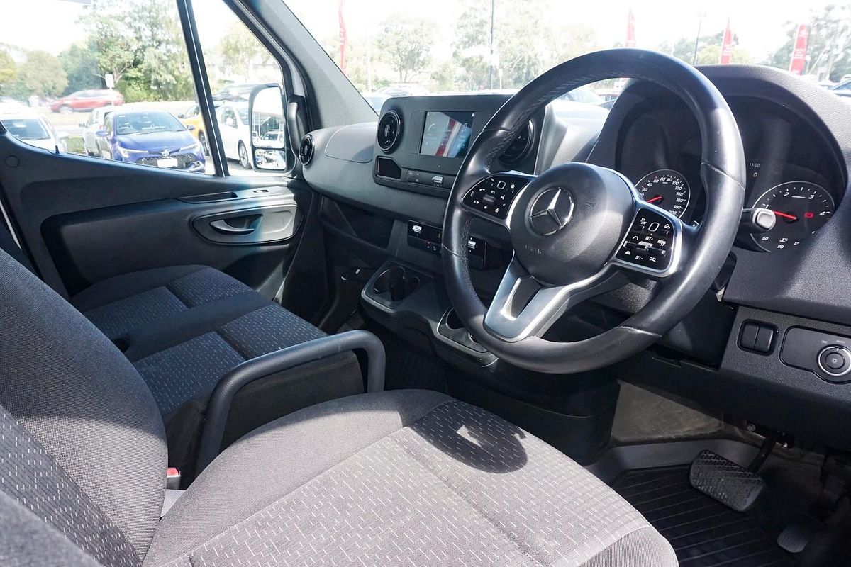 2022 Mercedes-Benz Sprinter 311CDI VS30