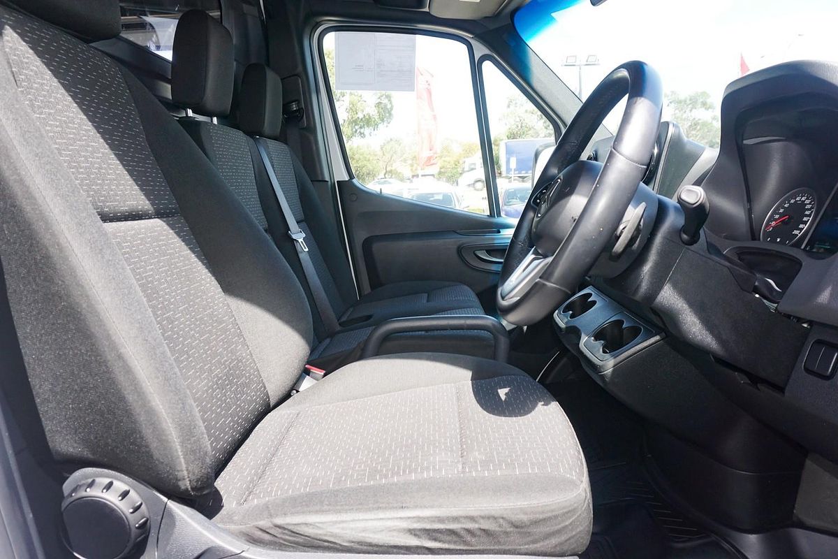 2022 Mercedes-Benz Sprinter 311CDI VS30