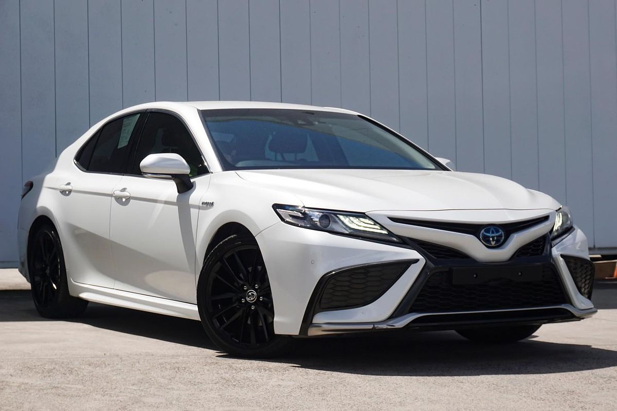 2021 Toyota Camry SX AXVH70R