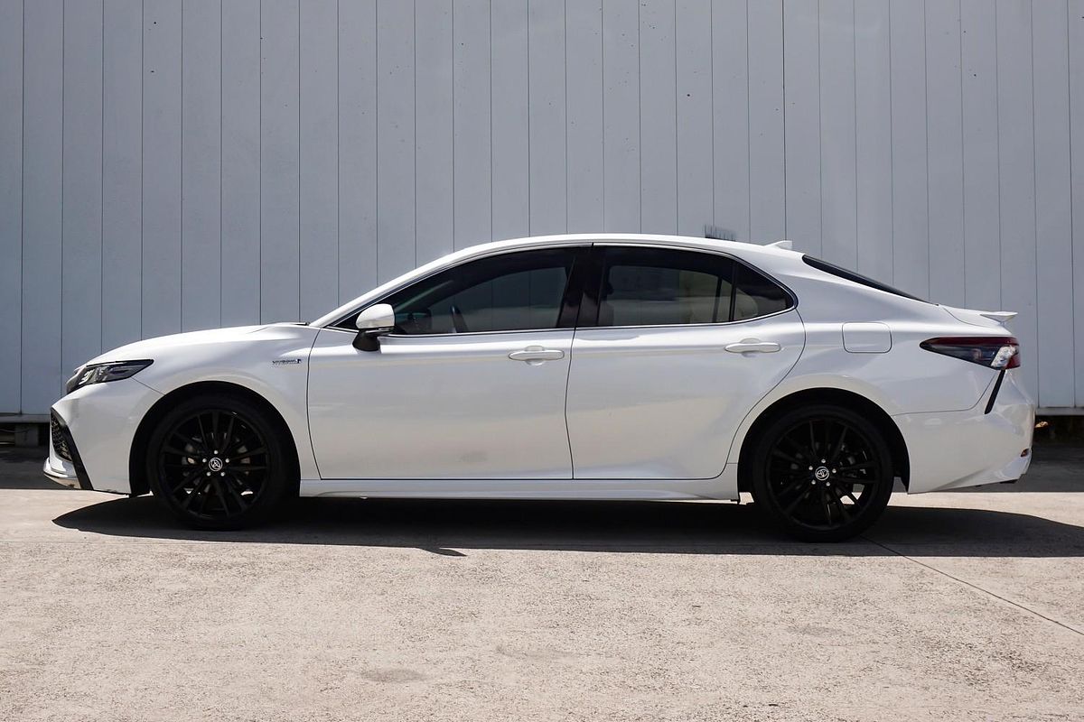2021 Toyota Camry SX AXVH70R