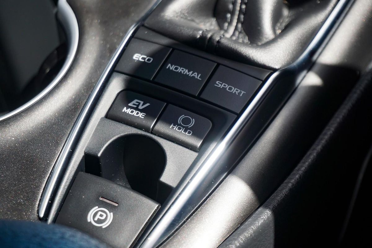 2021 Toyota Camry SX AXVH70R