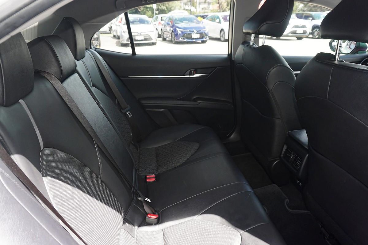2021 Toyota Camry SX AXVH70R