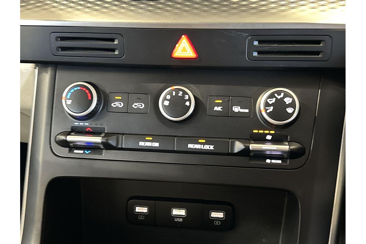2022 Kia Carnival S KA4