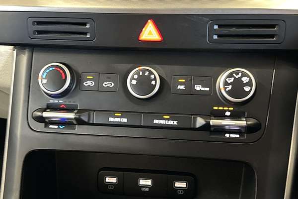 2022 Kia Carnival S KA4
