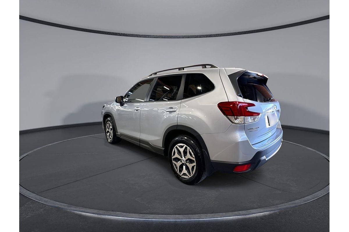 2023 Subaru Forester 2.5i 50 Years Edition S5