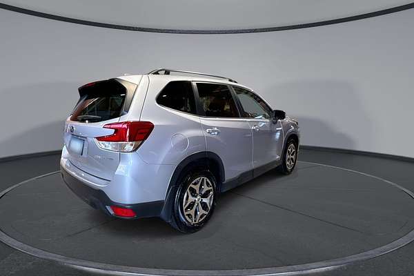 2023 Subaru Forester 2.5i 50 Years Edition S5