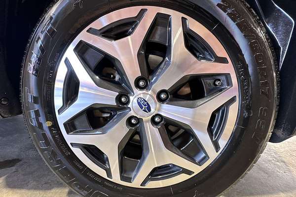 2023 Subaru Forester 2.5i 50 Years Edition S5