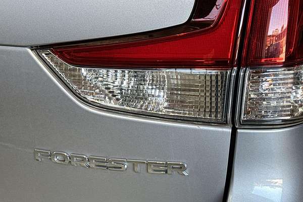 2023 Subaru Forester 2.5i 50 Years Edition S5