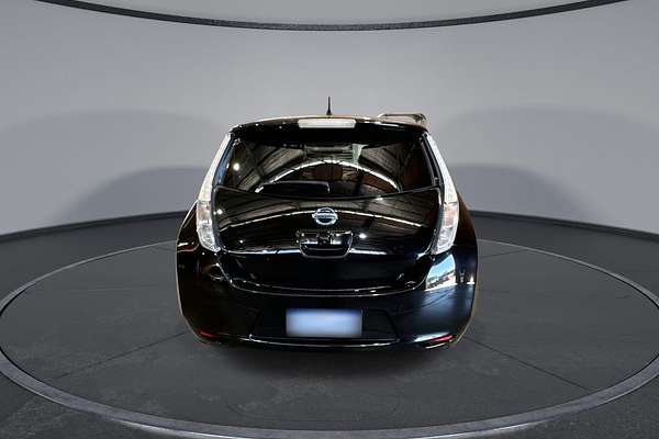 2016 Nissan LEAF S AZE0