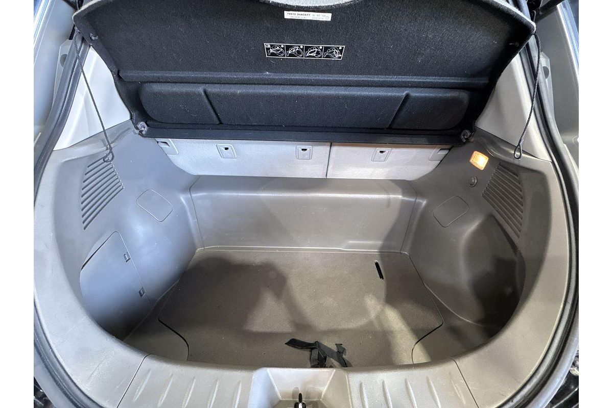 2016 Nissan LEAF S AZE0