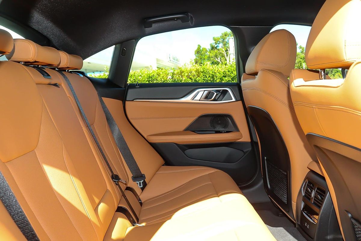 2024 BMW i4 eDrive35 G26