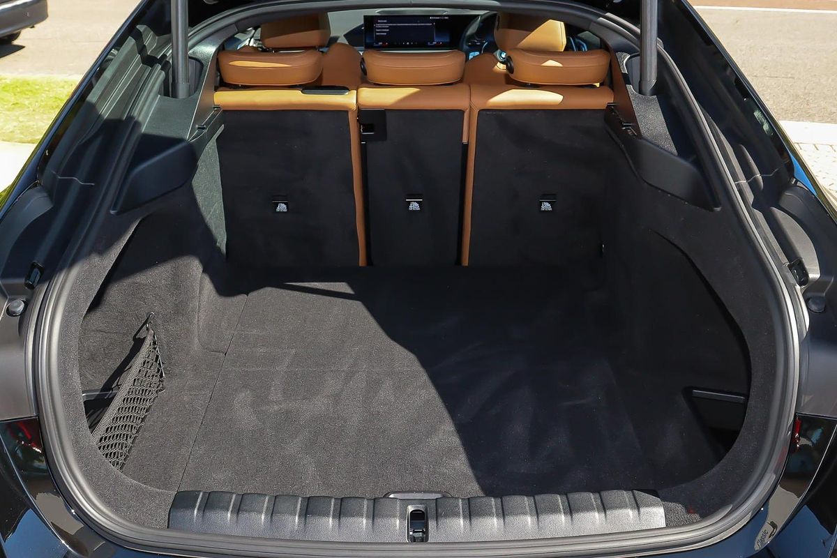 2024 BMW i4 eDrive35 G26