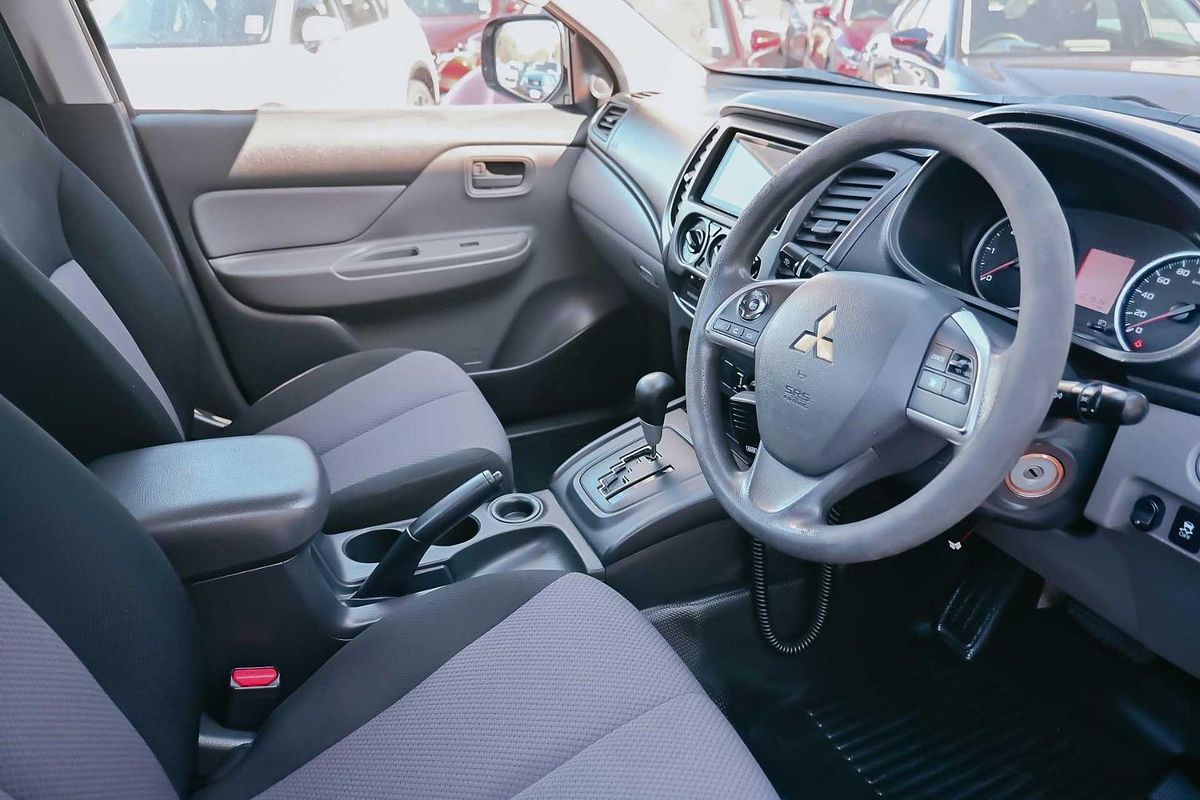 2016 Mitsubishi Triton GLX MQ Rear Wheel Drive