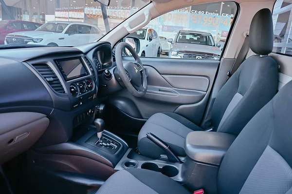 2016 Mitsubishi Triton GLX MQ Rear Wheel Drive