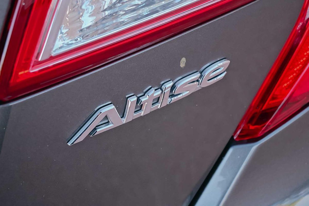2013 Toyota Camry Altise ASV50R