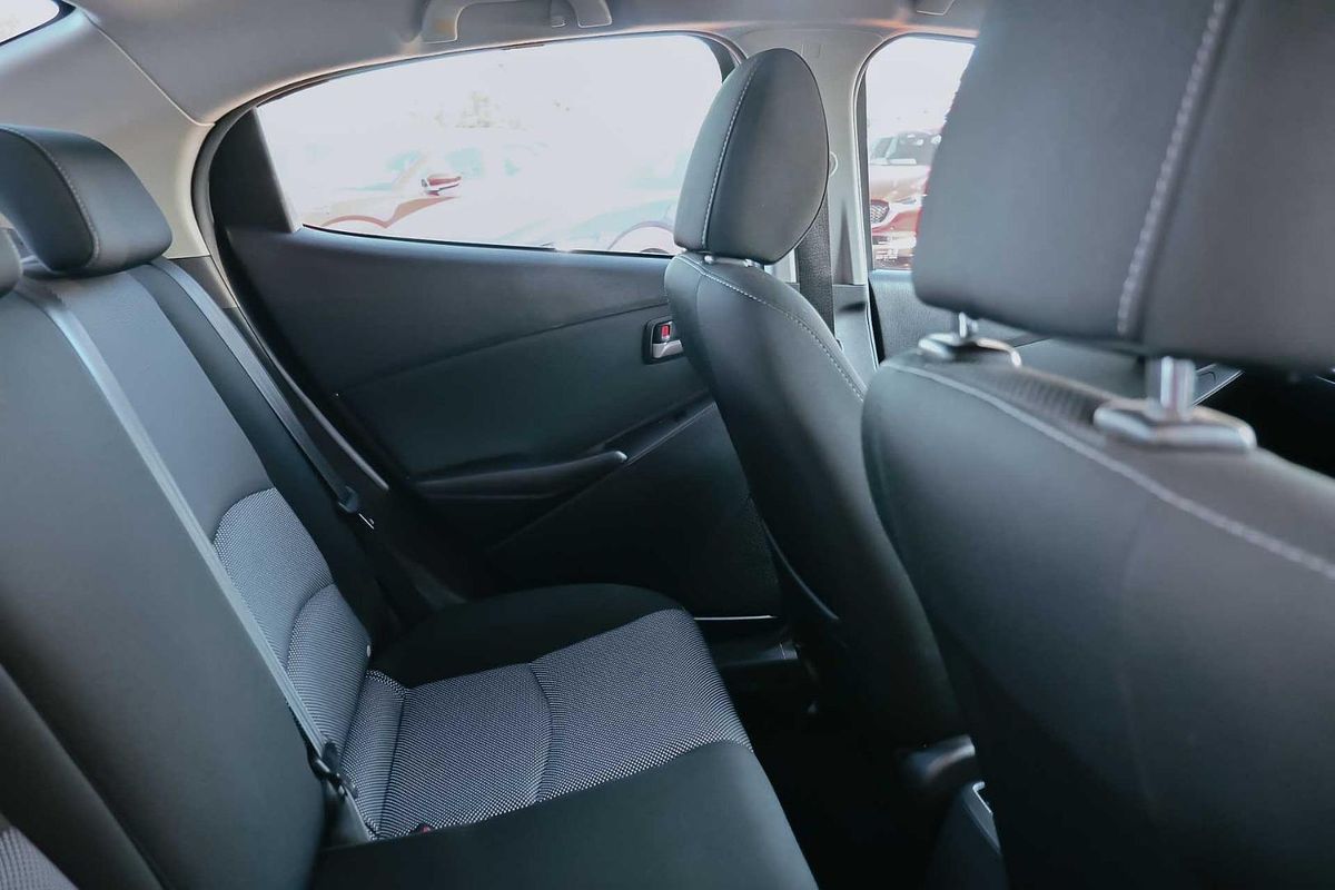 2018 Mazda 2 Maxx DL Series