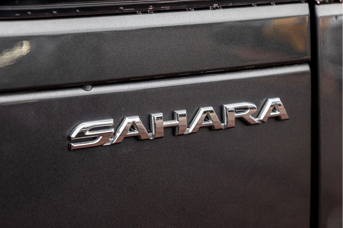 2021 Toyota Landcruiser Sahara FJA300R
