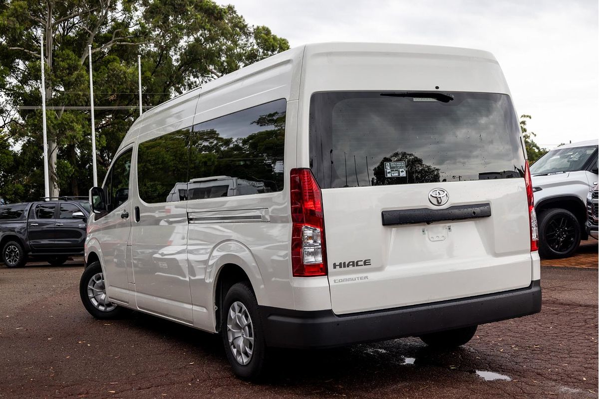 2023 Toyota Hiace Commuter GDH322R