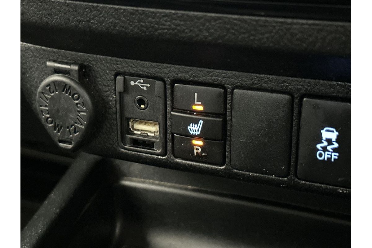 2018 Toyota Hilux Rugged X GUN126R 4X4