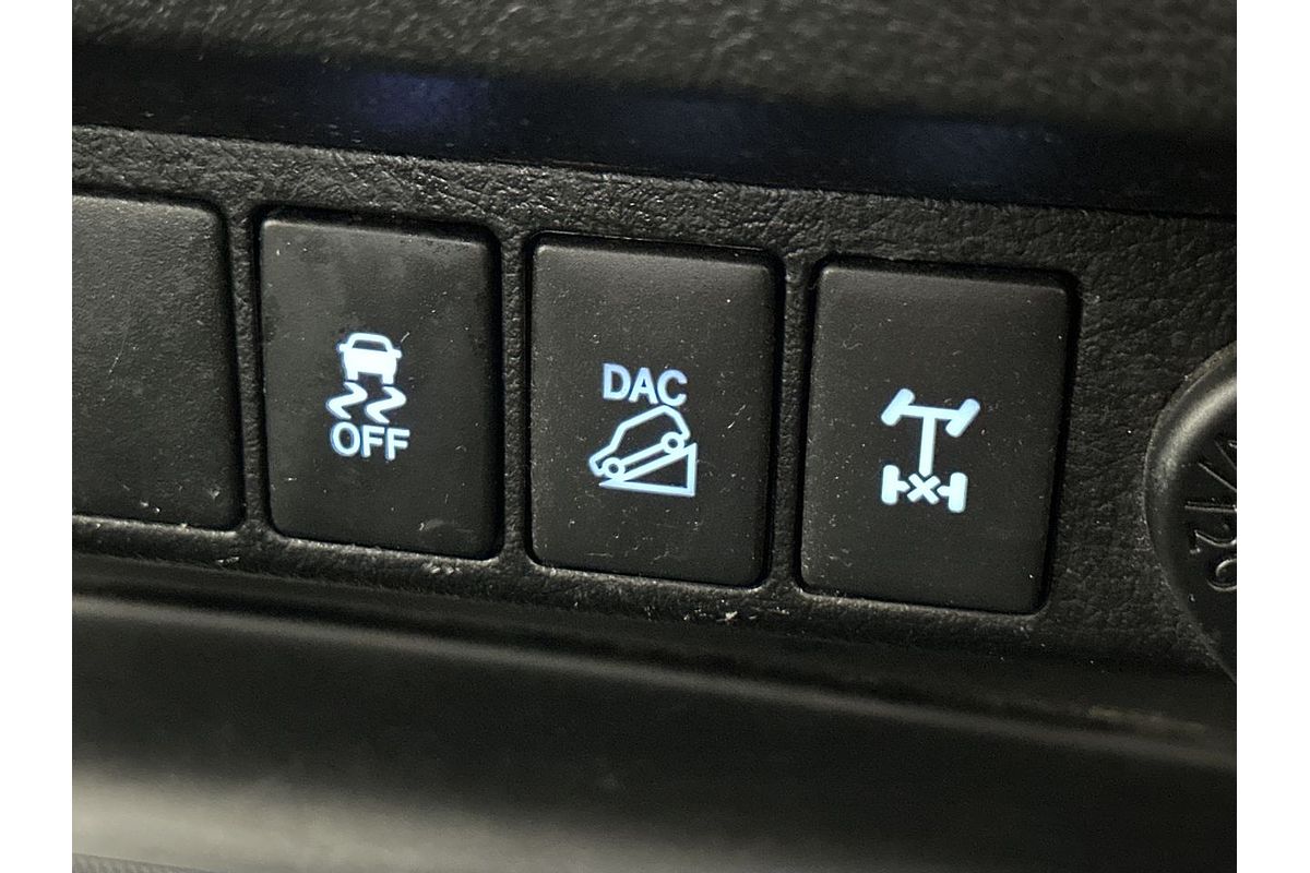 2018 Toyota Hilux Rugged X GUN126R 4X4