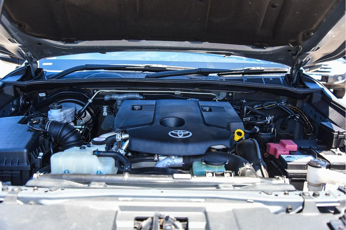 2018 Toyota Hilux SR5 GUN126R 4X4