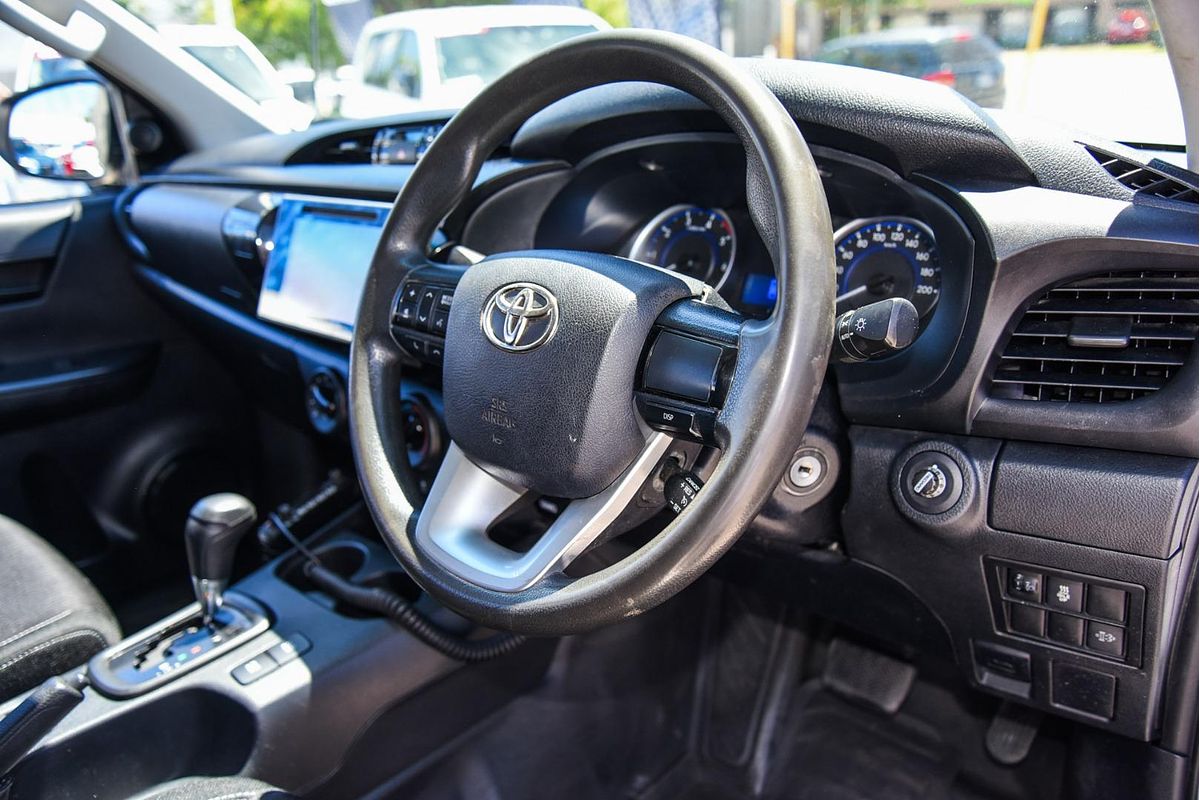 2018 Toyota Hilux SR GUN126R 4X4