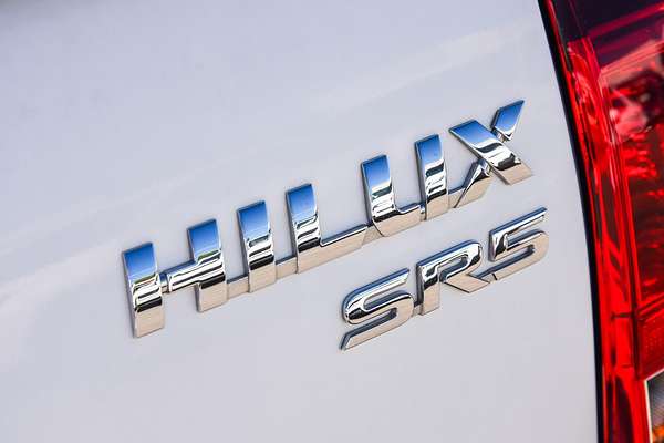 2017 Toyota Hilux SR5 GUN126R 4X4