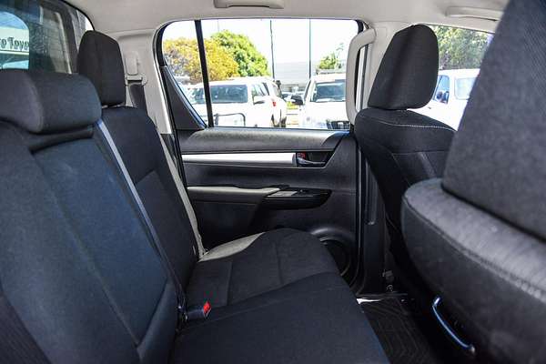 2017 Toyota Hilux SR5 GUN126R 4X4