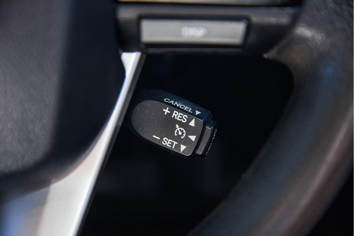 2019 Toyota Hilux SR GUN126R 4X4