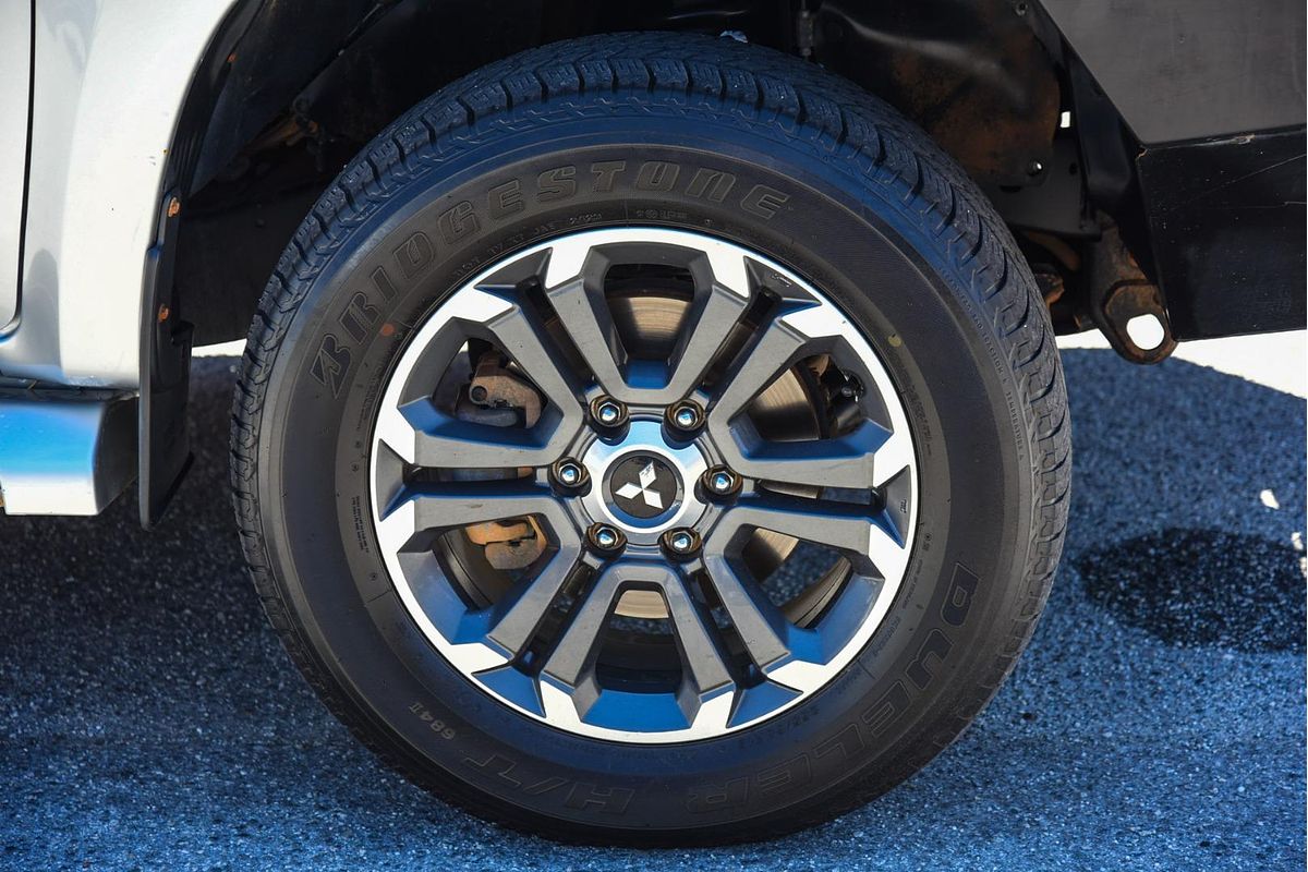 2019 Mitsubishi Triton GLS MR 4X4