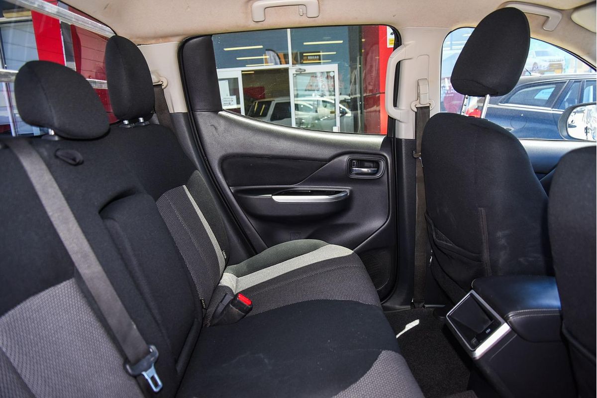 2019 Mitsubishi Triton GLS MR 4X4