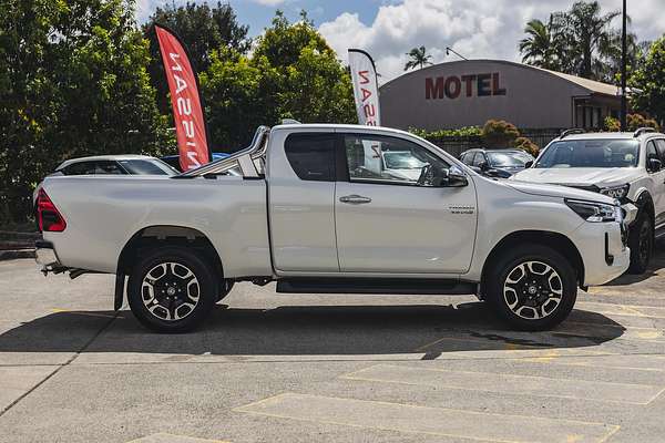 2023 Toyota Hilux SR5 GUN126R 4X4