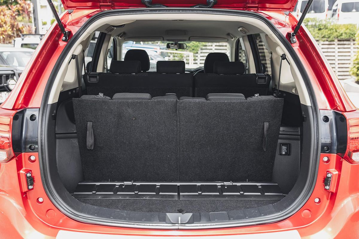 2017 Mitsubishi Outlander LS Safety Pack ZK