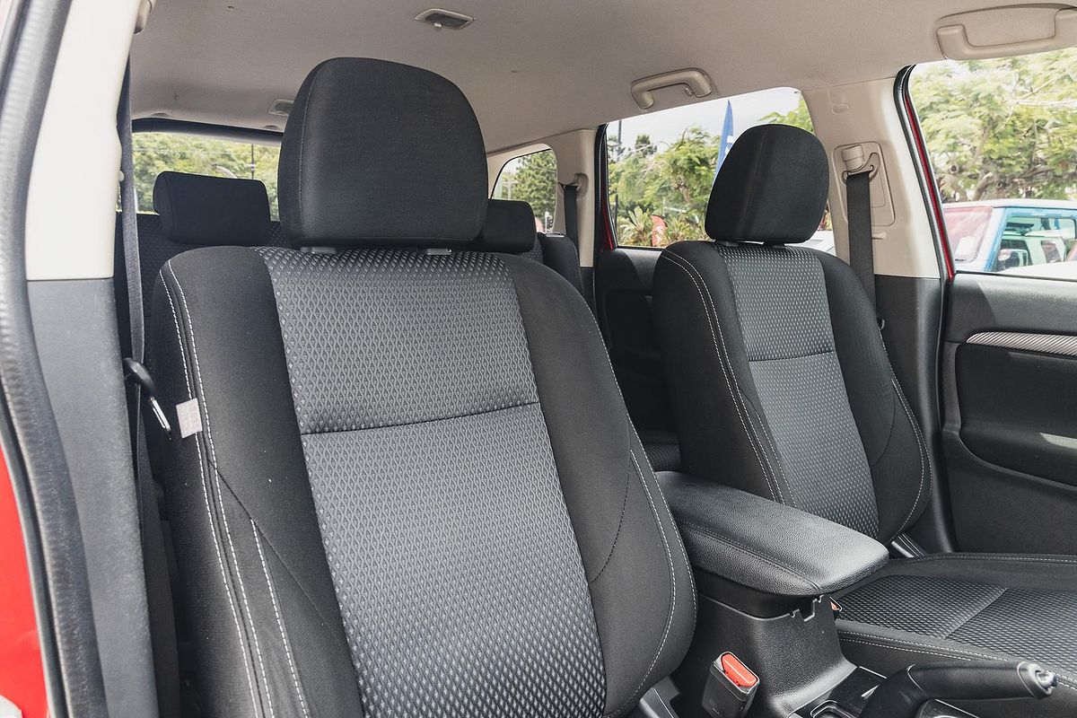 2017 Mitsubishi Outlander LS Safety Pack ZK