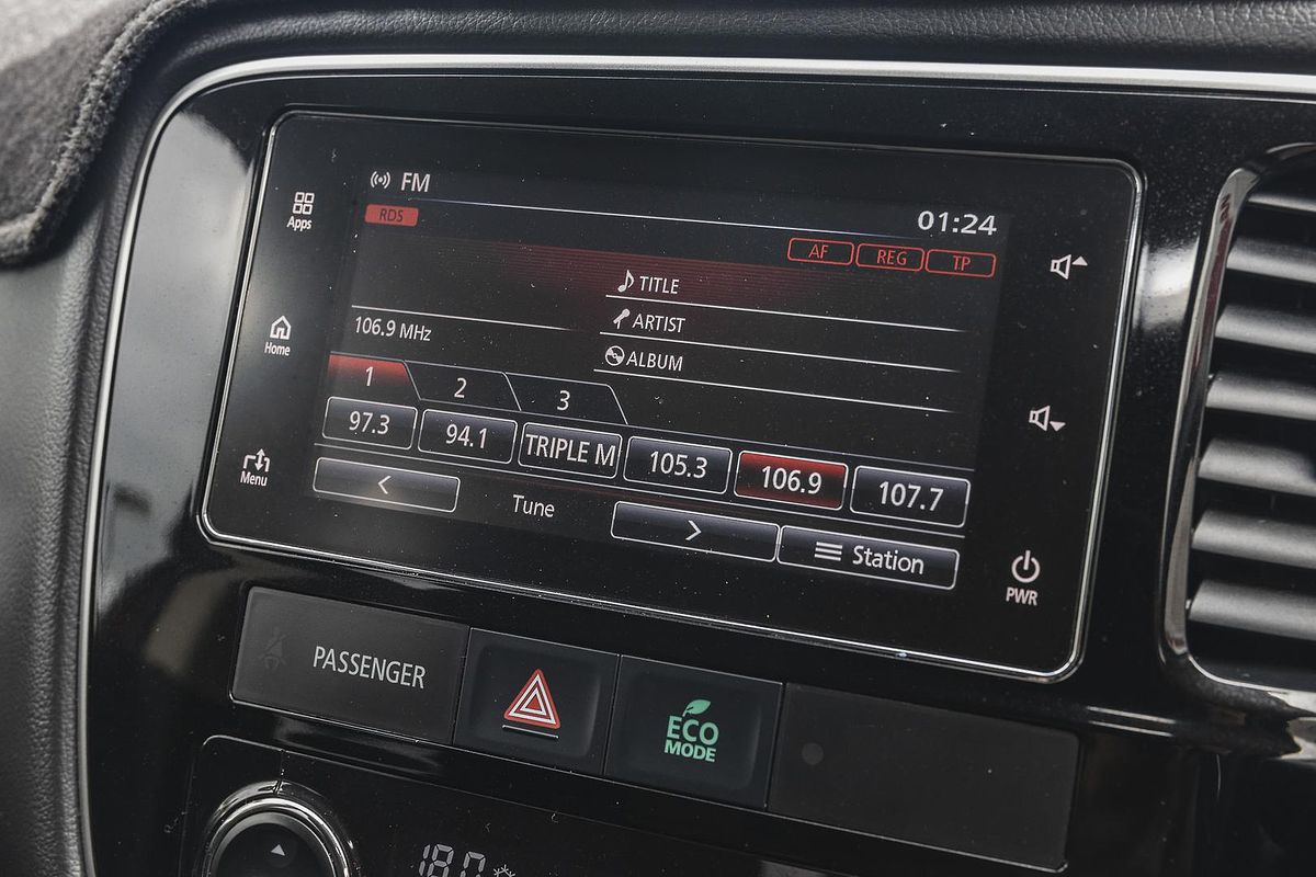 2017 Mitsubishi Outlander LS Safety Pack ZK
