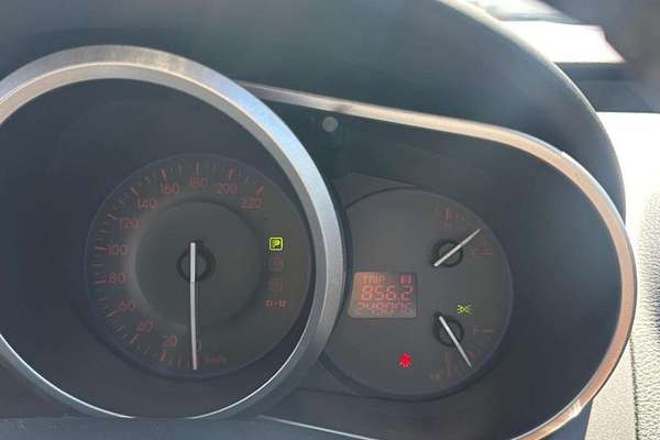 2010 Mazda CX-7 Luxury Sports ER Series 2