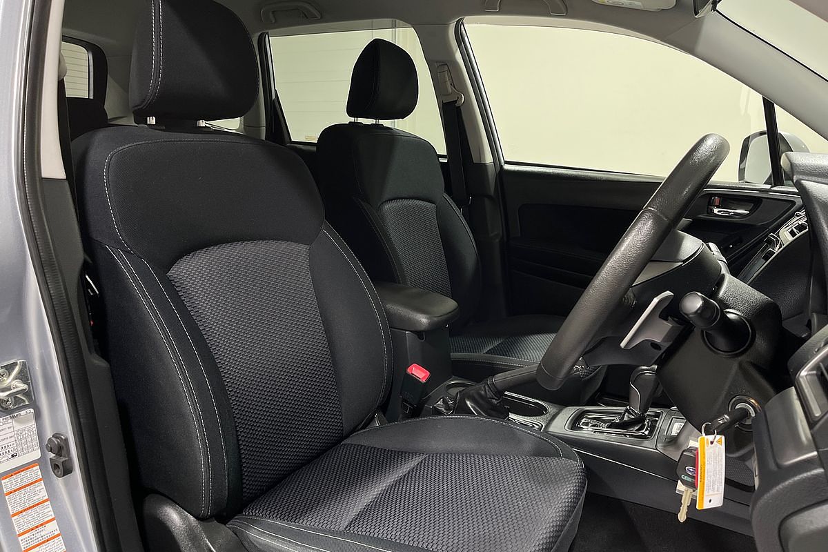 2015 Subaru Forester 2.0D-L S4