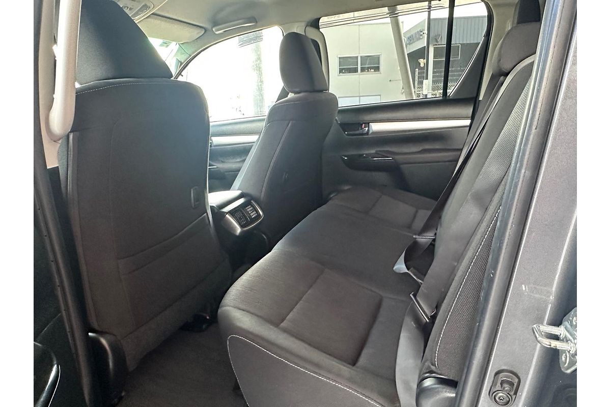 2019 Toyota Hilux SR5 GUN126R 4X4