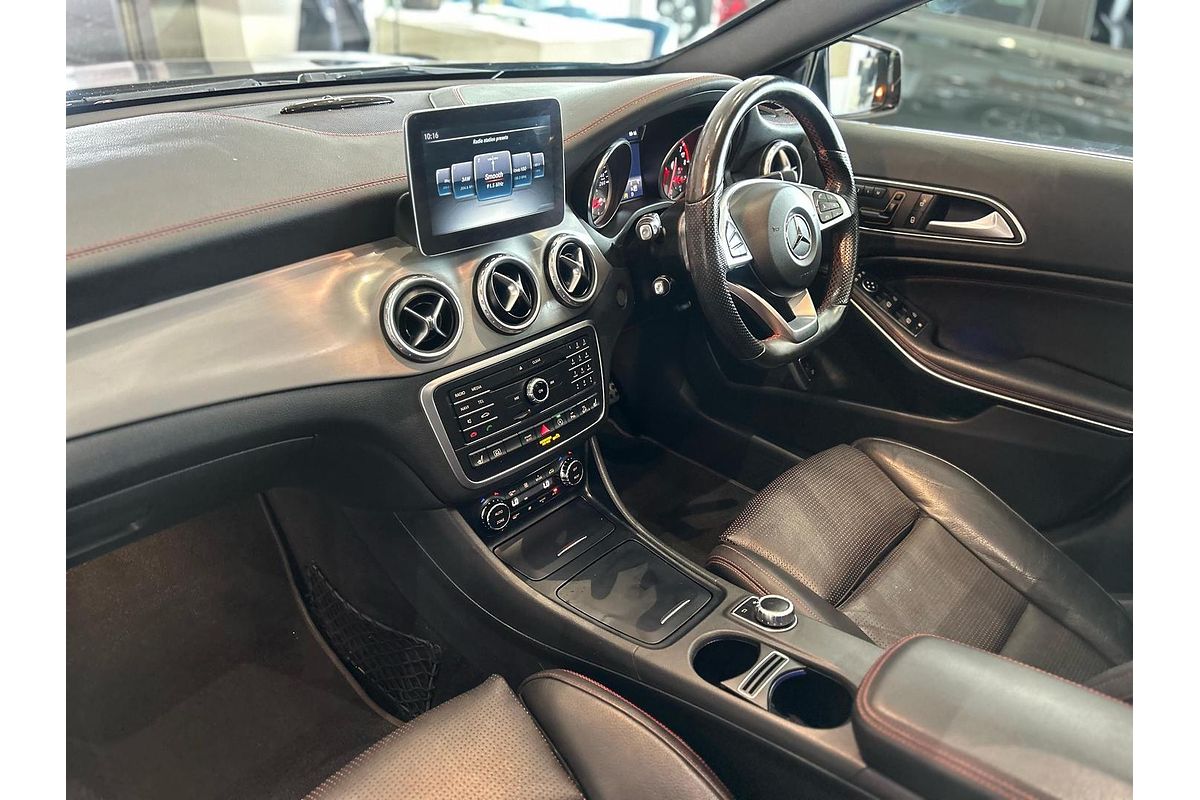 2017 Mercedes-Benz GLA-Class GLA250 X156