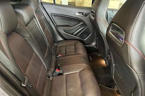 2017 Mercedes-Benz GLA-Class GLA250 X156