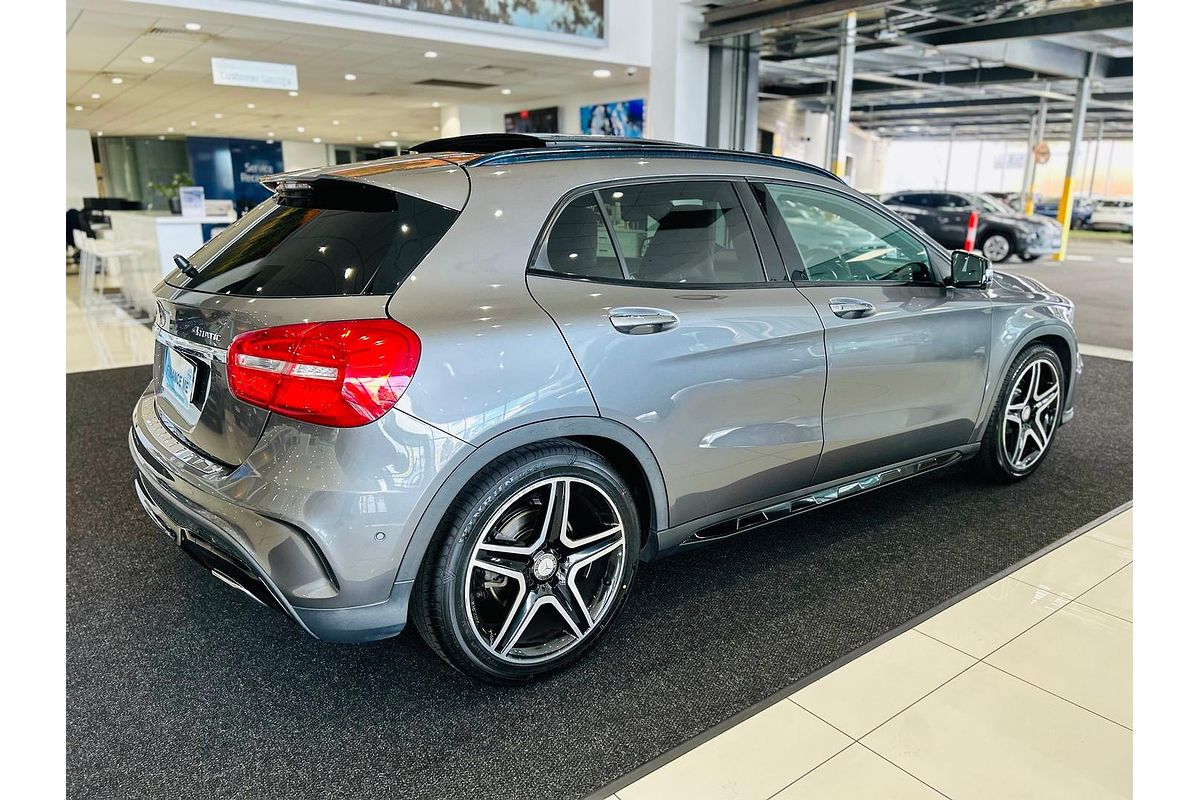 2017 Mercedes-Benz GLA-Class GLA250 X156