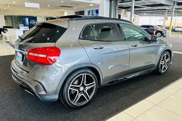 2017 Mercedes-Benz GLA-Class GLA250 X156