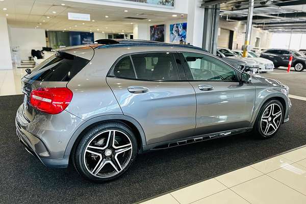 2017 Mercedes-Benz GLA-Class GLA250 X156