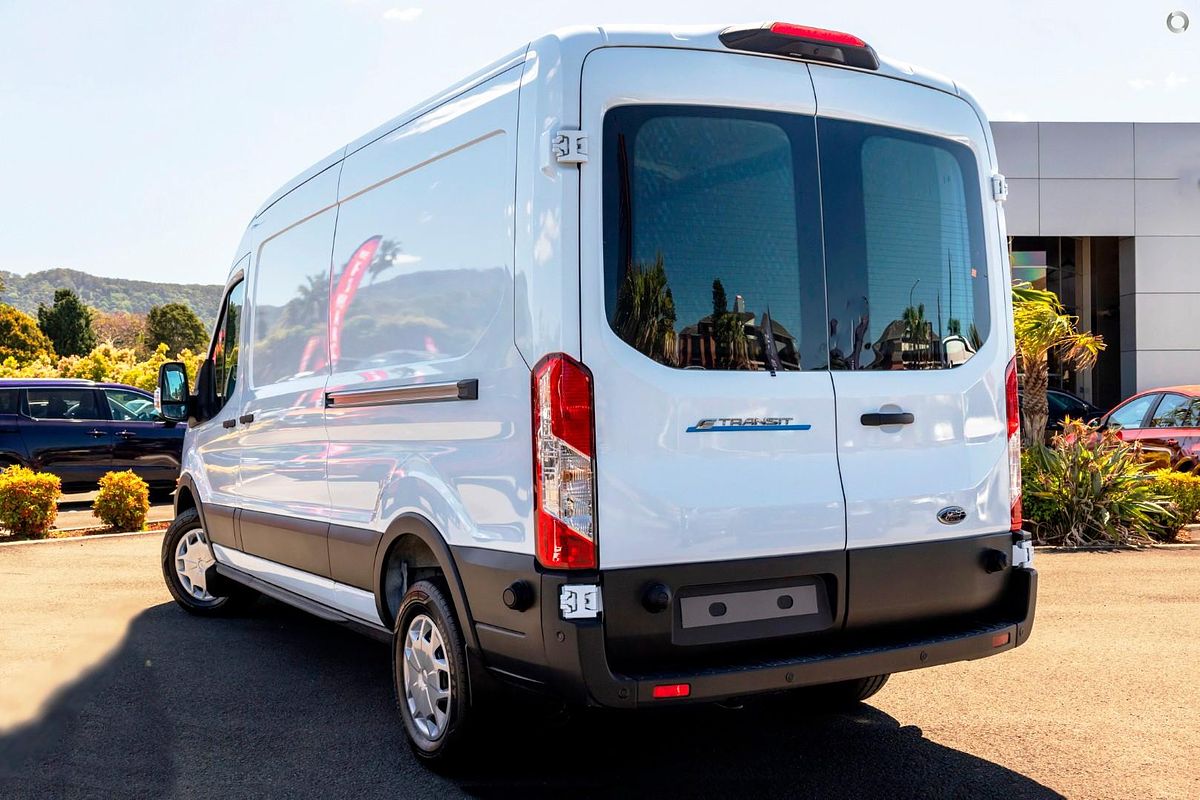 2023 Ford E-Transit 420L VO