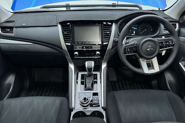 2024 Mitsubishi Pajero Sport GLS QG